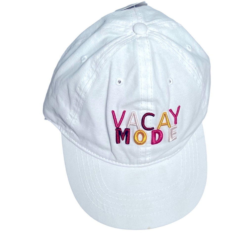 “VACAY MODE” White Baseball Cap New With Tags